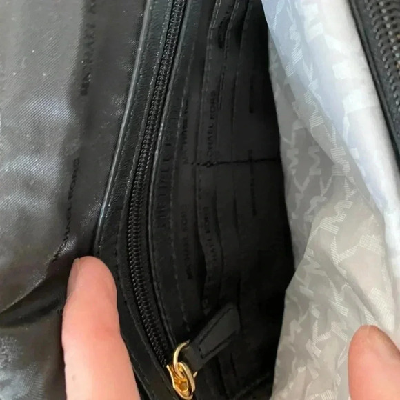 MICHAEL Michael Kors Sloan Large Quilted Leather - Picture 6 of 12